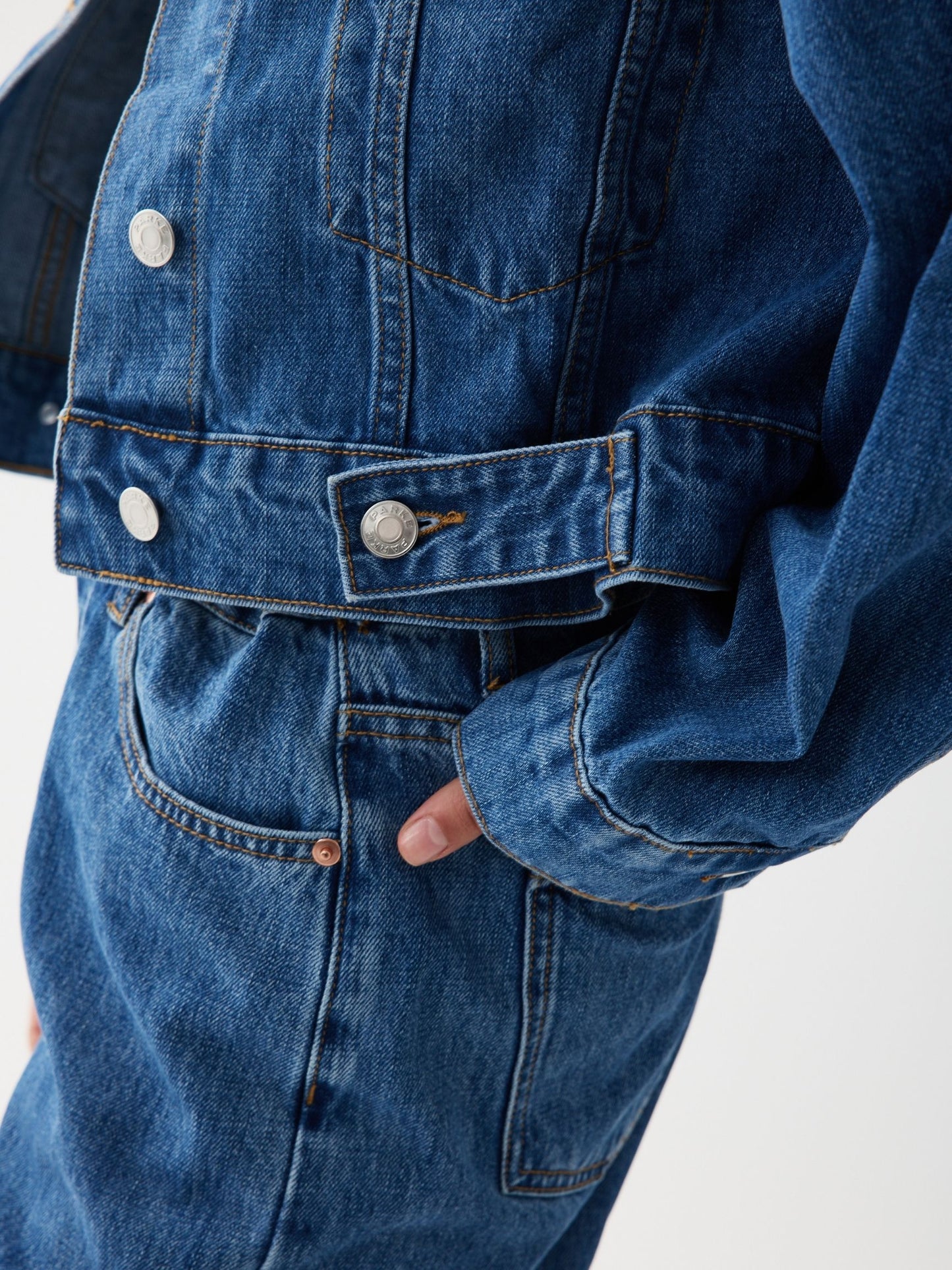adjustable denim jacket -medium wash