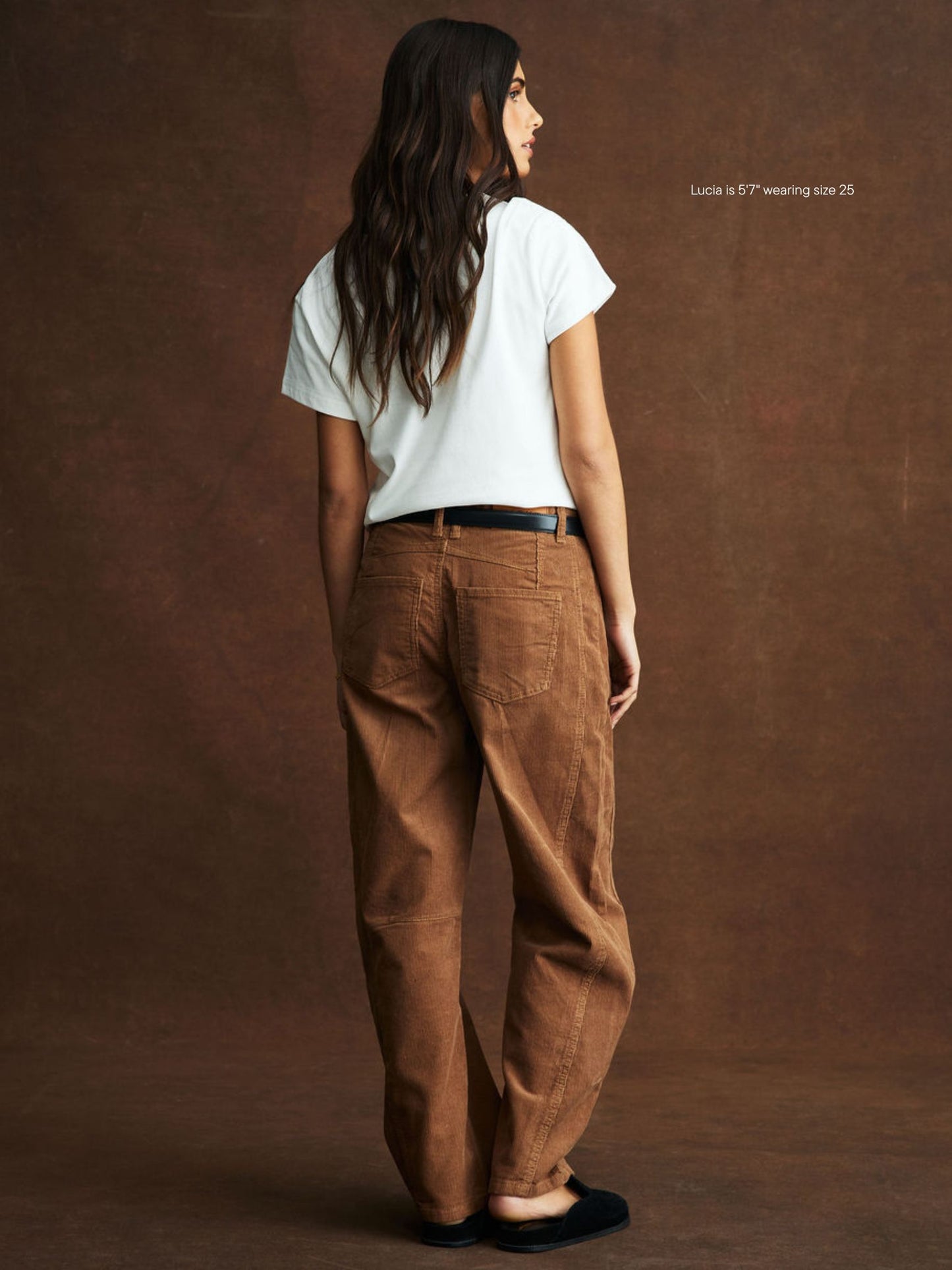 girl wearing Horseshoe Pants -caramel corduroy