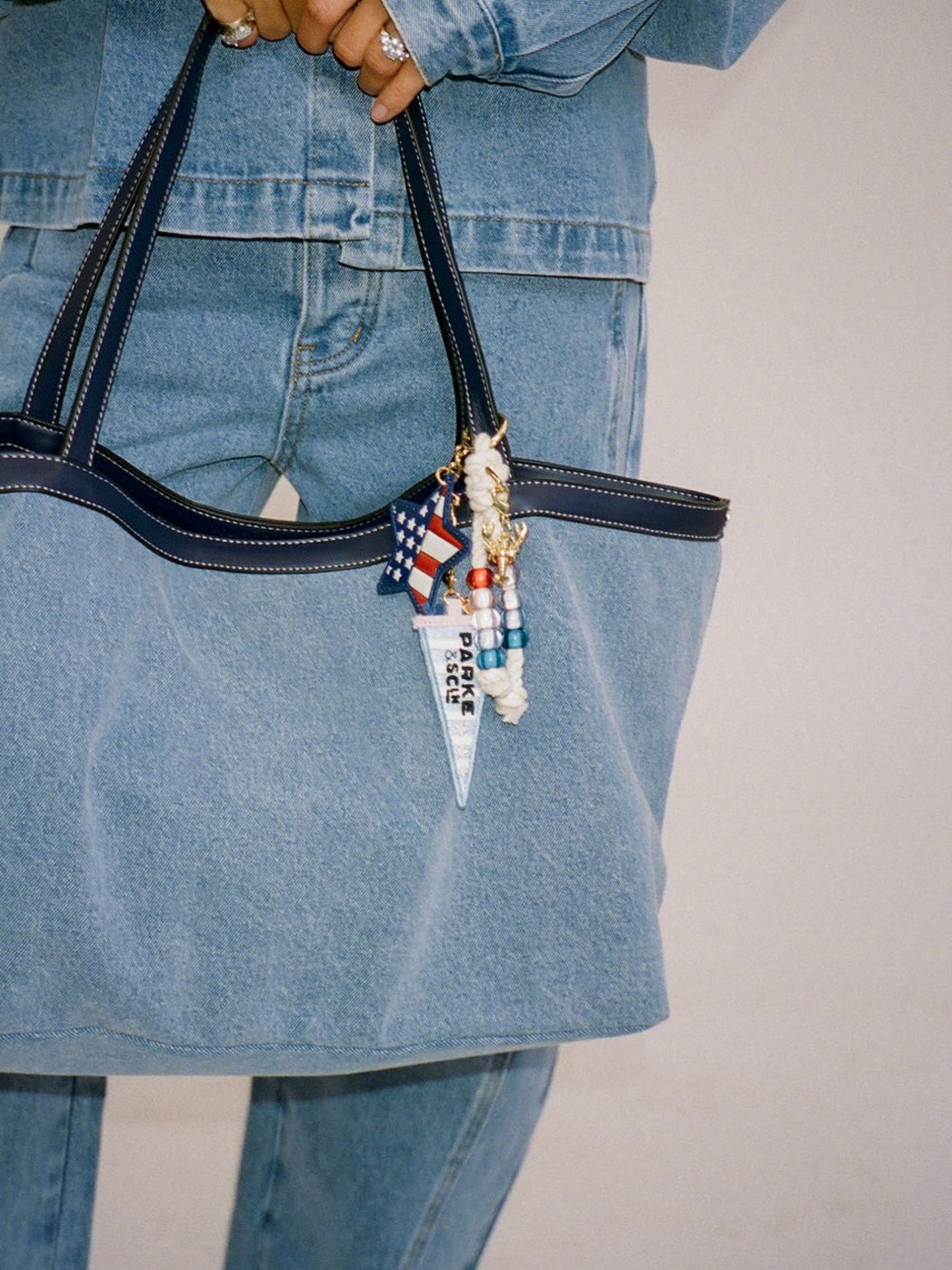 scl charm -RWB