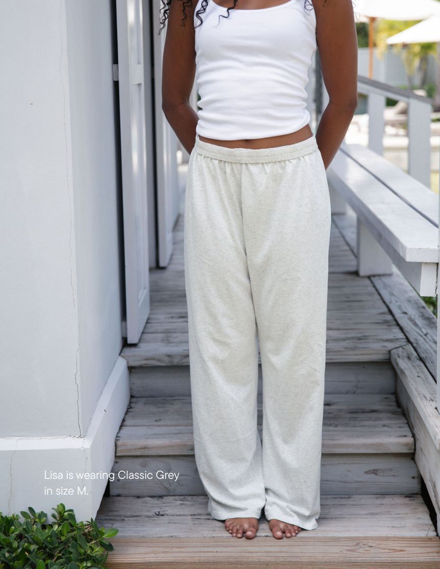 girl wearing cotton boxer pants -classic grey