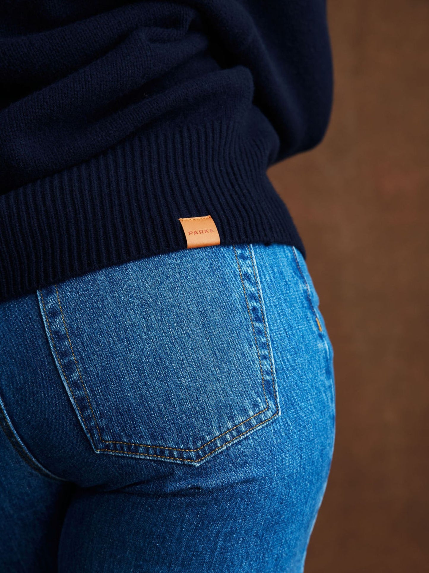 girl wearing Crewneck Sweater -navy