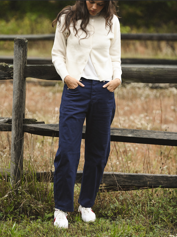 model wearing navy cotton twill horseshoe pant - navy