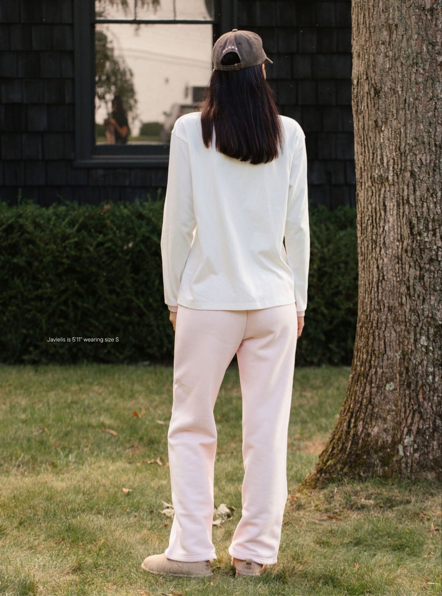 girl wearing boxer sweat pant -rose