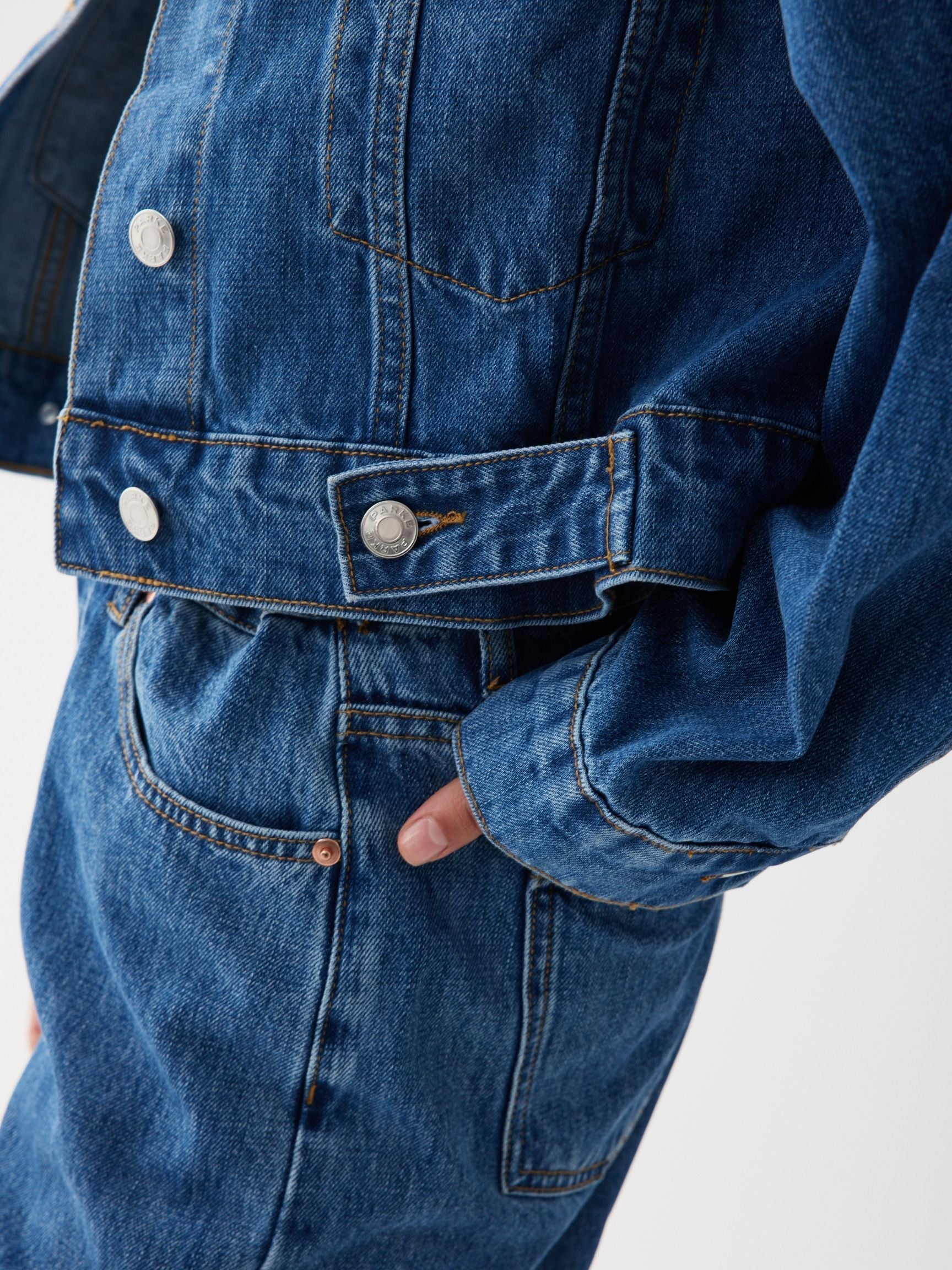 adjustable denim jacket -medium wash
