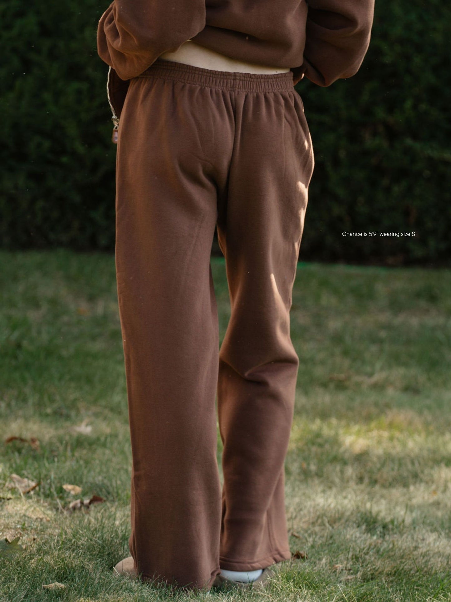 girl wearing boxer sweat pant -mocha