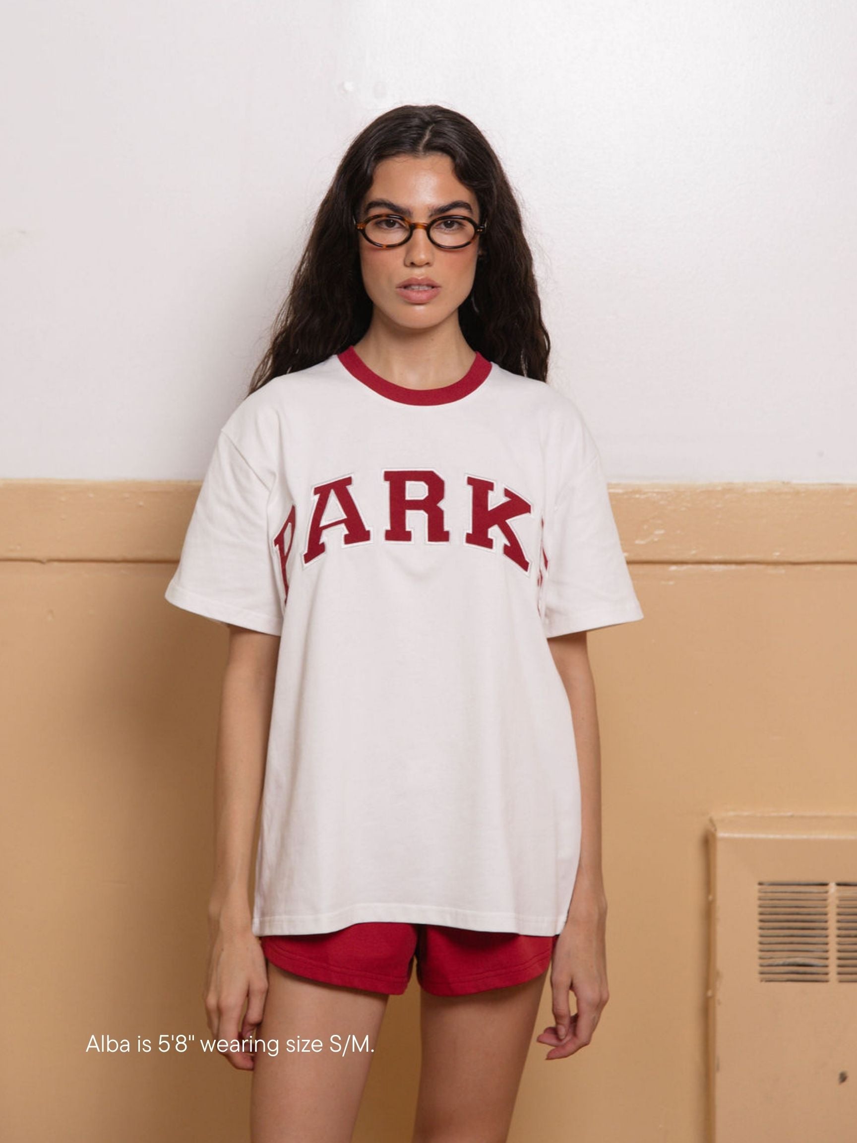 varsity tee -crimson
