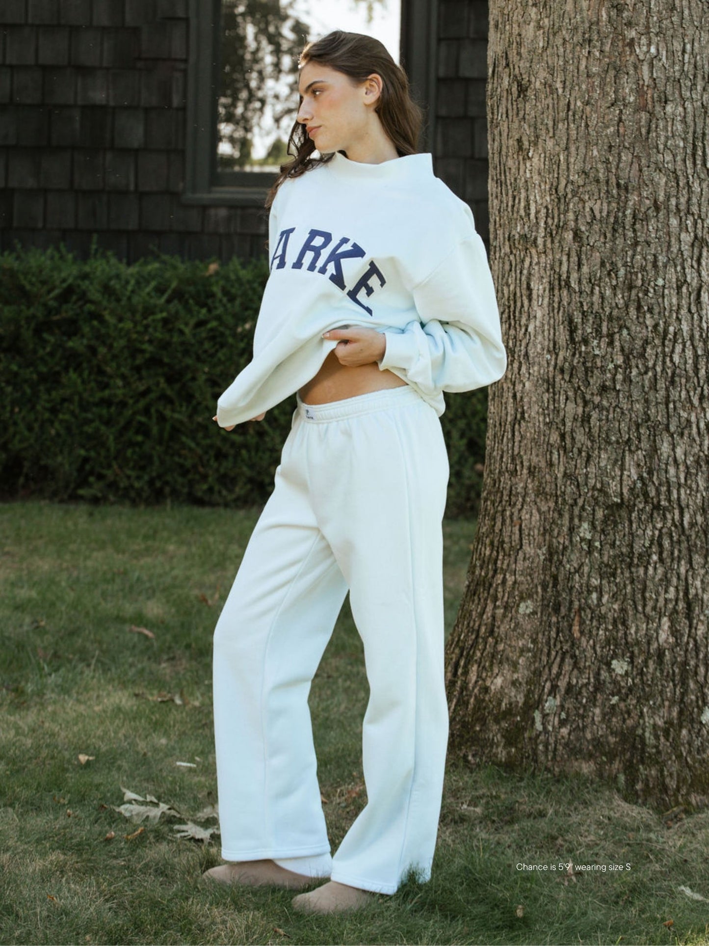 girl wearing sweat boxer pant -cloud