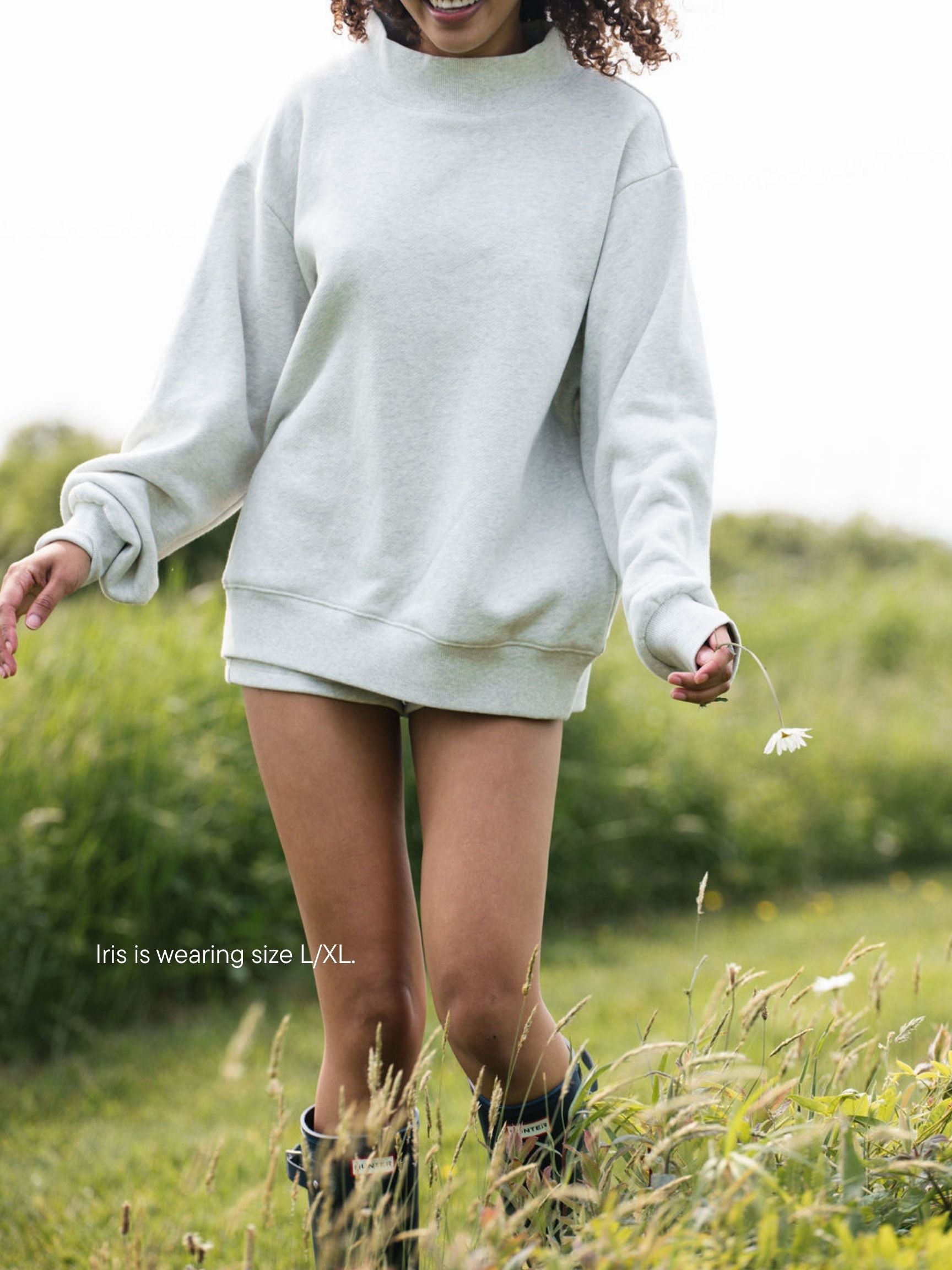 stars and stripe mockneck -heather grey