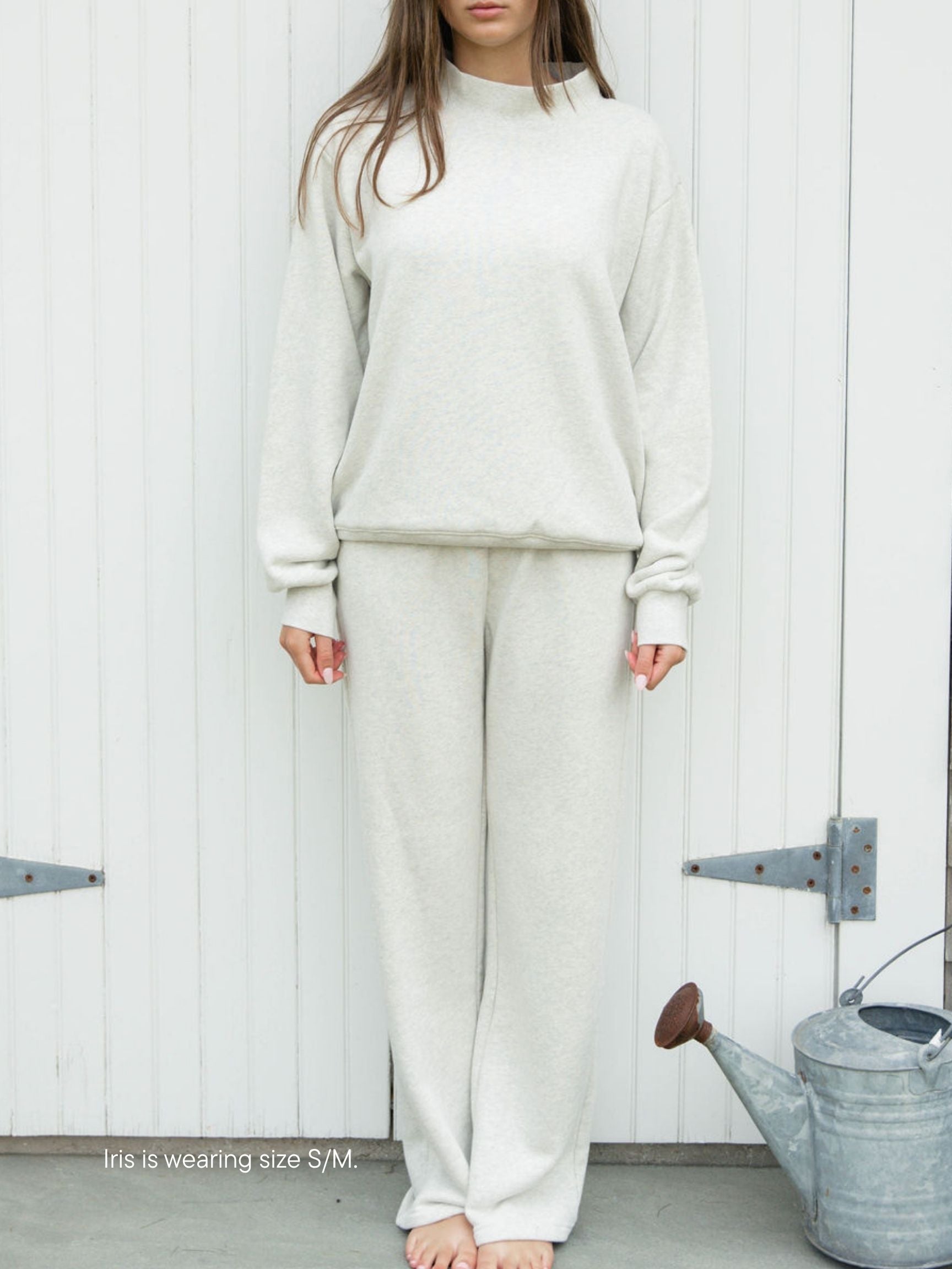 stars and stripe mockneck -heather grey