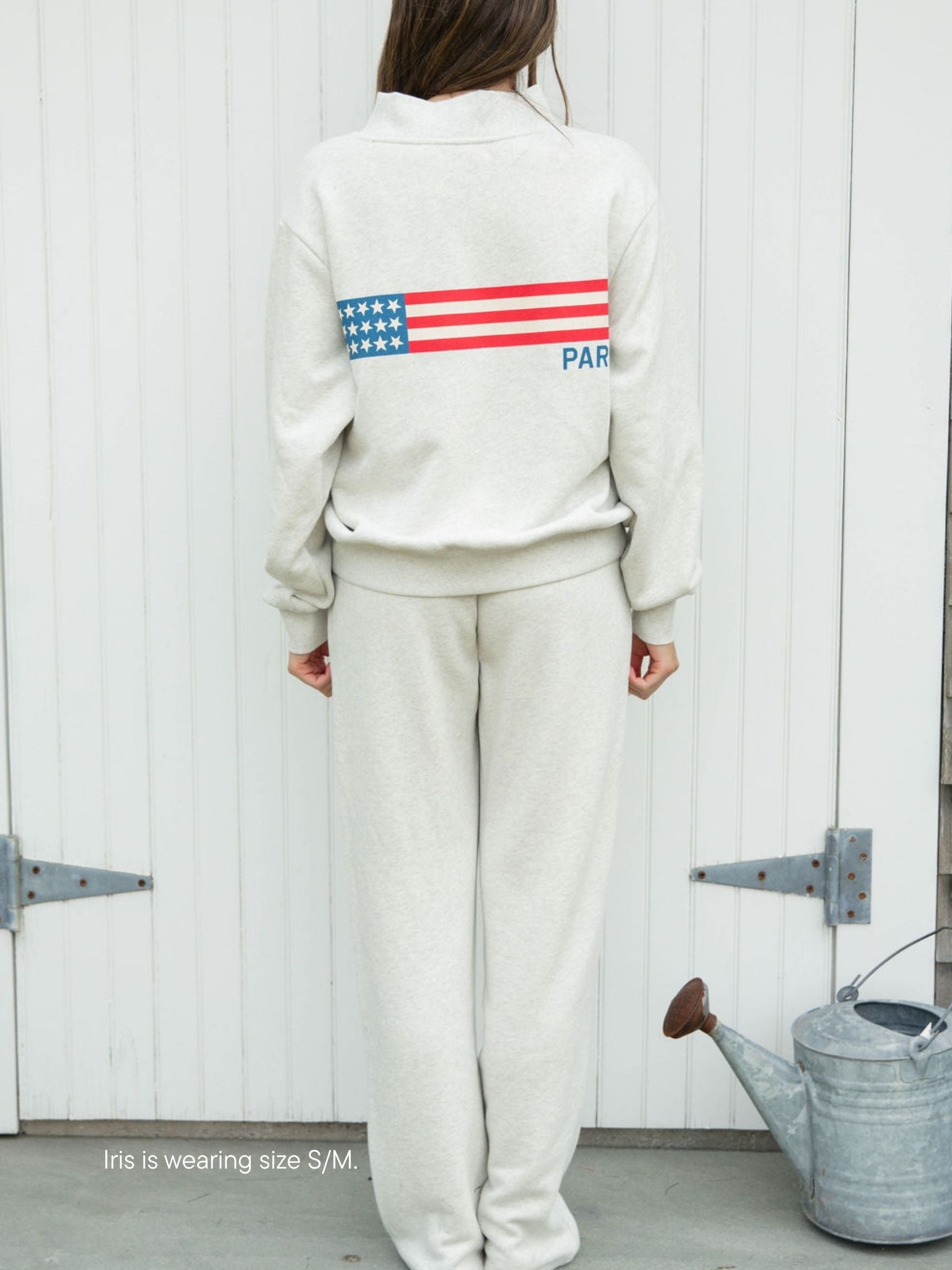stars and stripe mockneck -heather grey