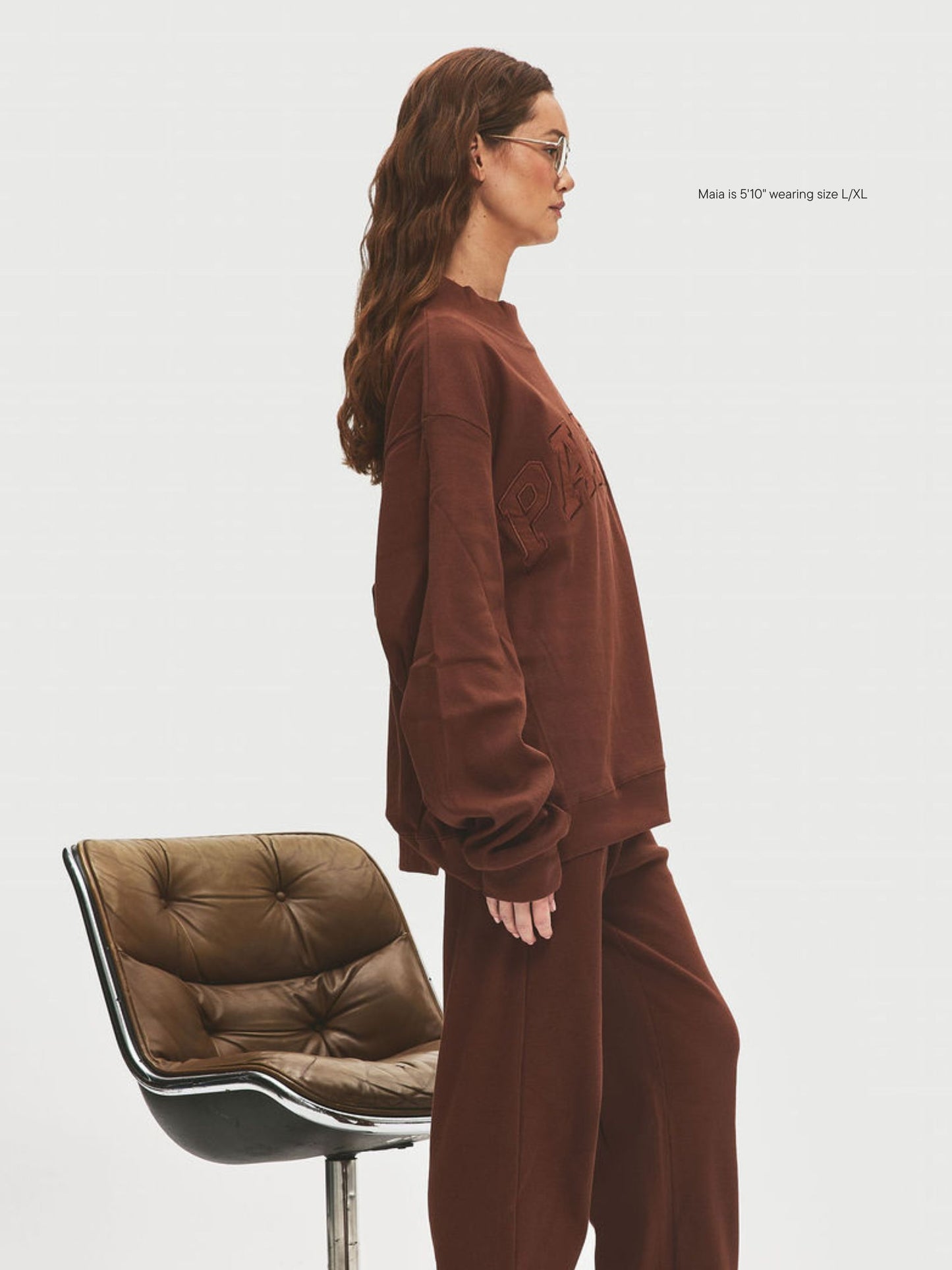 girl wearing Ribbed Varsity Pullover -mocha