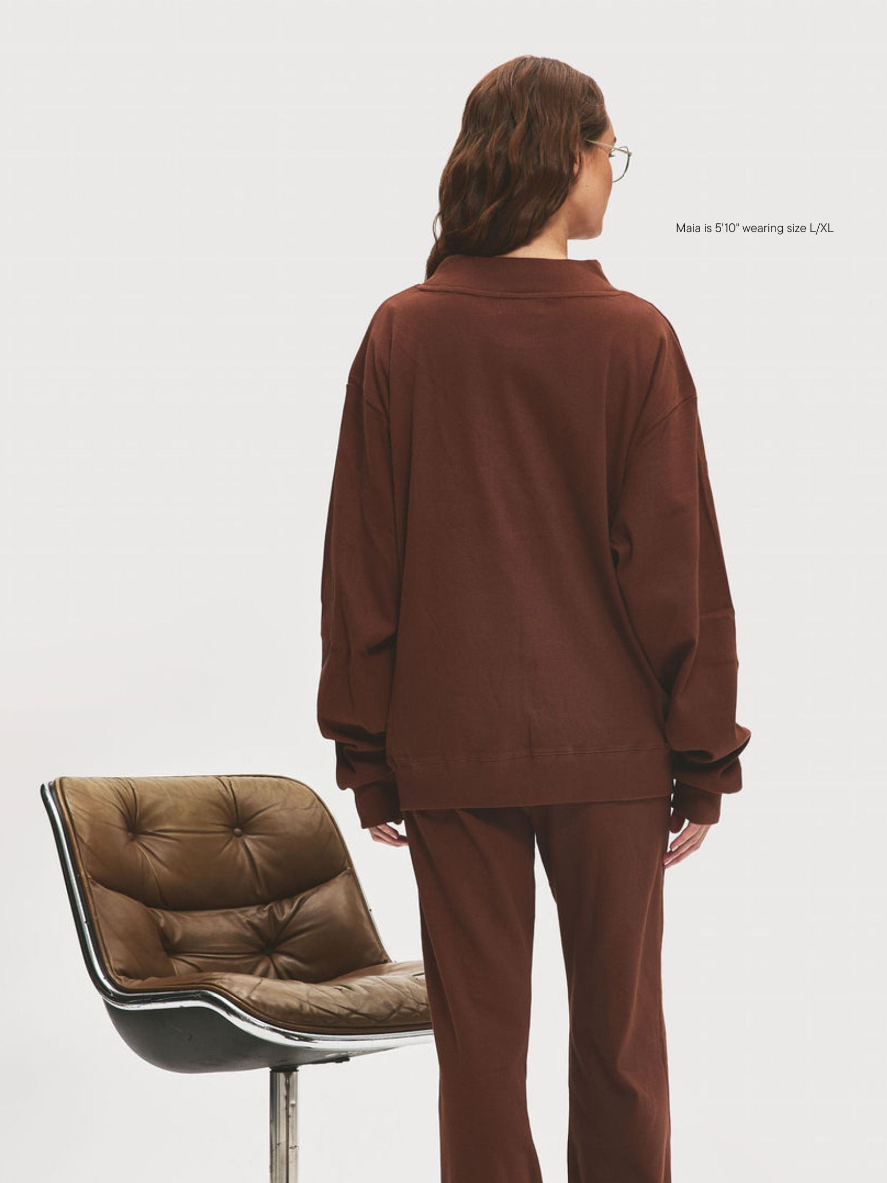 girl wearing Ribbed Varsity Pullover -mocha