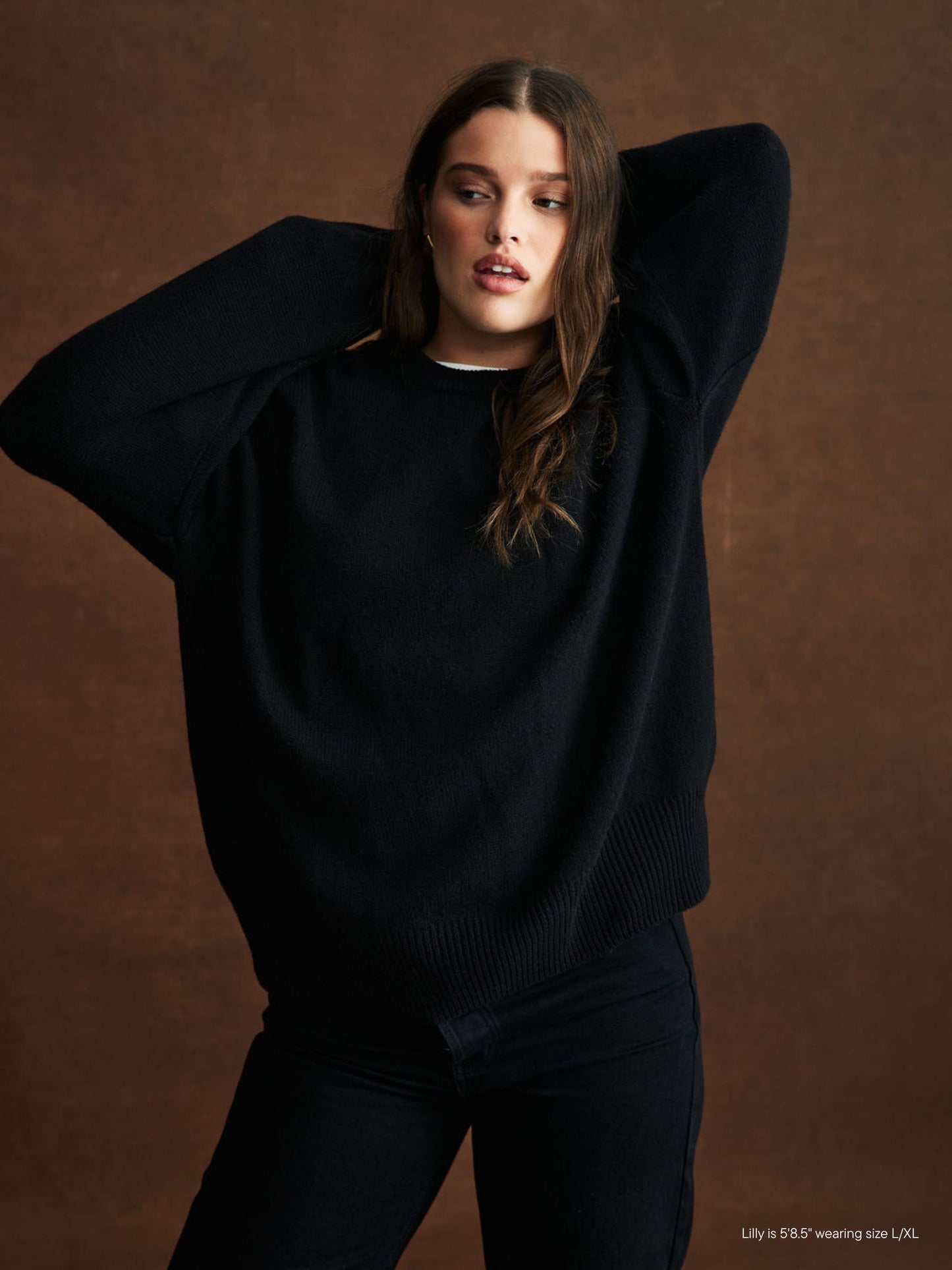 girl wearing Crewneck Sweater -black