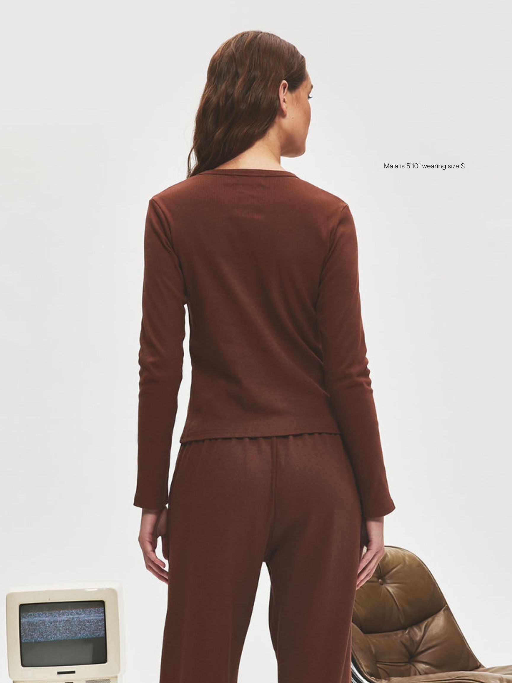 girl wearing Ribbed Long Sleeve T-Shirt -mocha