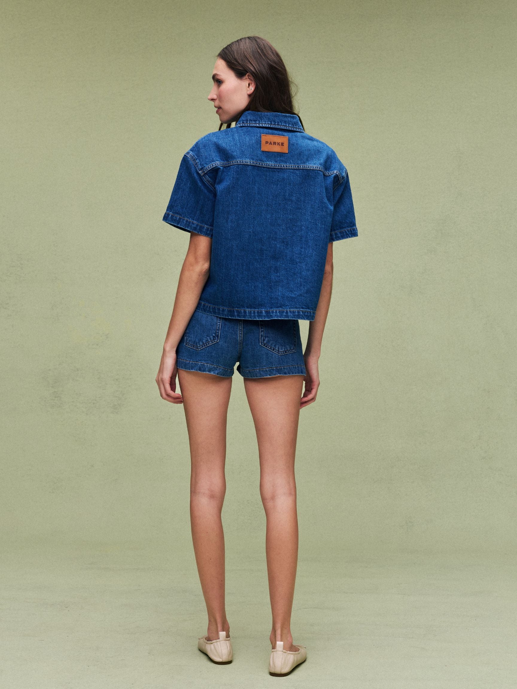 Cropped Short Sleeve Denim Shirt - Medium Wash