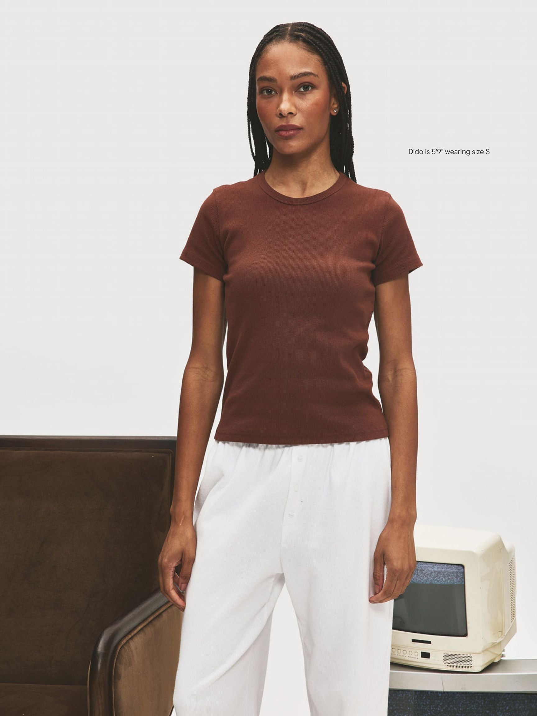 girl wearing Ribbed Short Sleeve T-Shirt -mocha