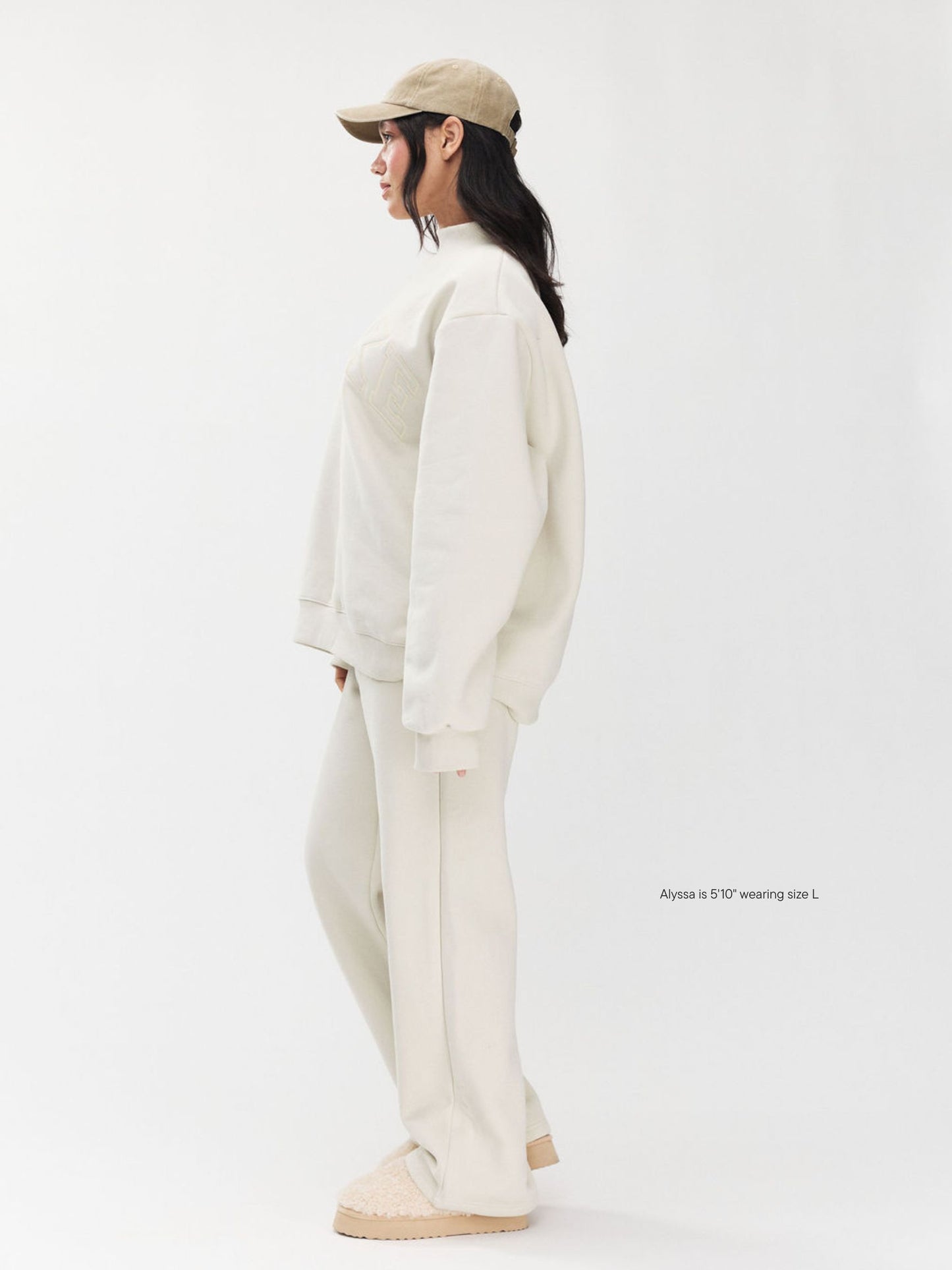 girl wearing Tonal Boxer Sweatpants -oat