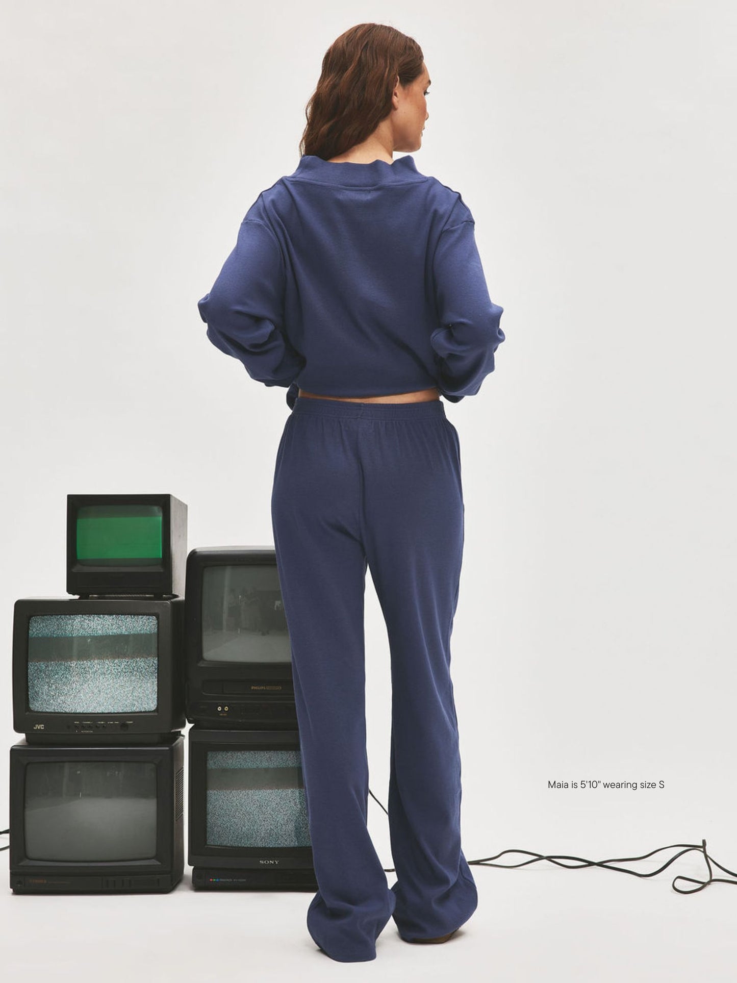 girl wearing Ribbed Cotton Boxer Pant -crown