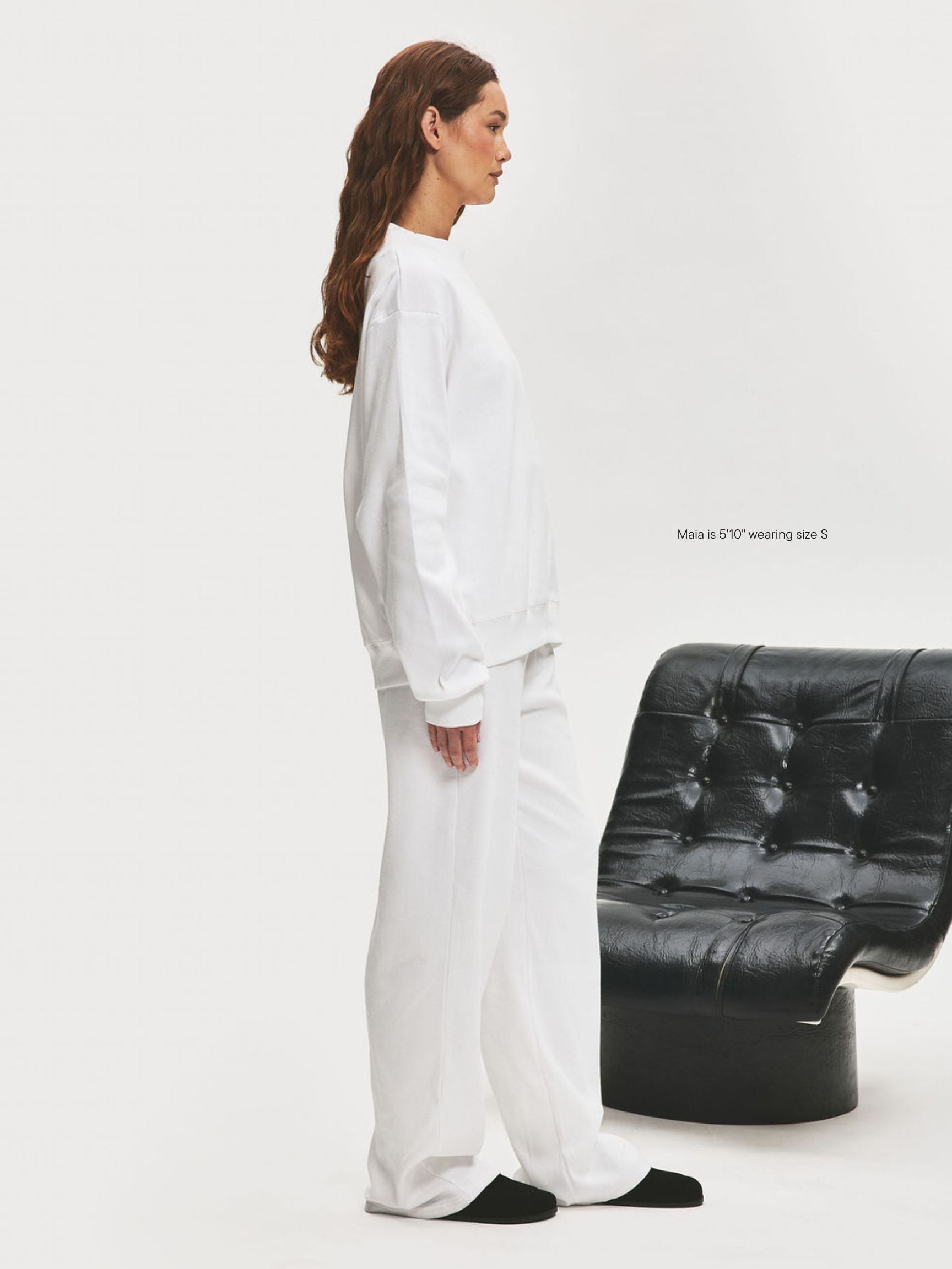 girl wearing Ribbed Cotton Boxer Pant -white