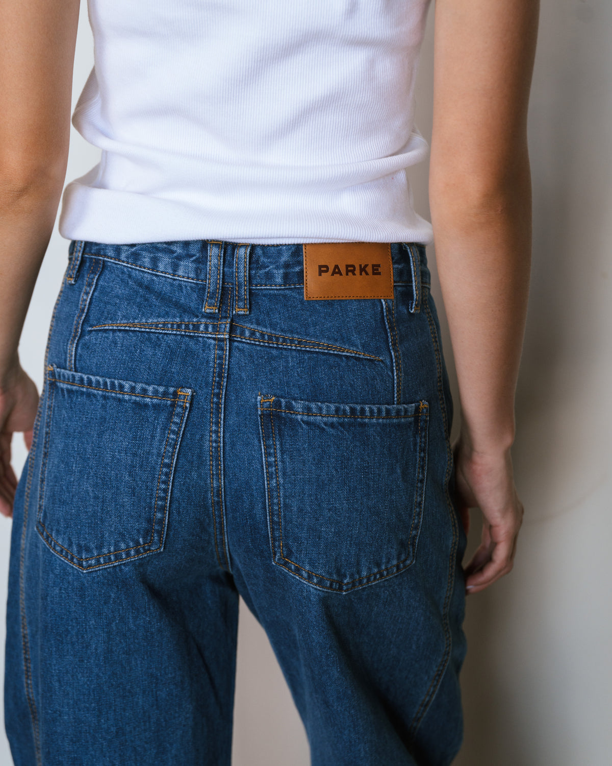 Horseshoe Jeans - Medium Wash