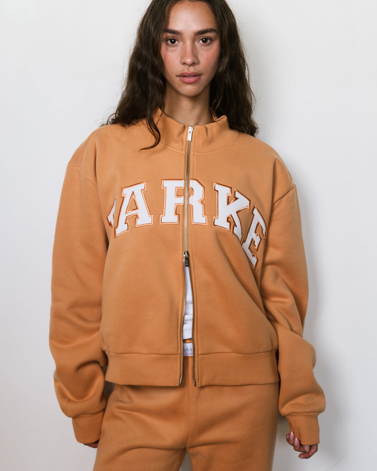 Zip Up Varsity Mockneck - Butterum
