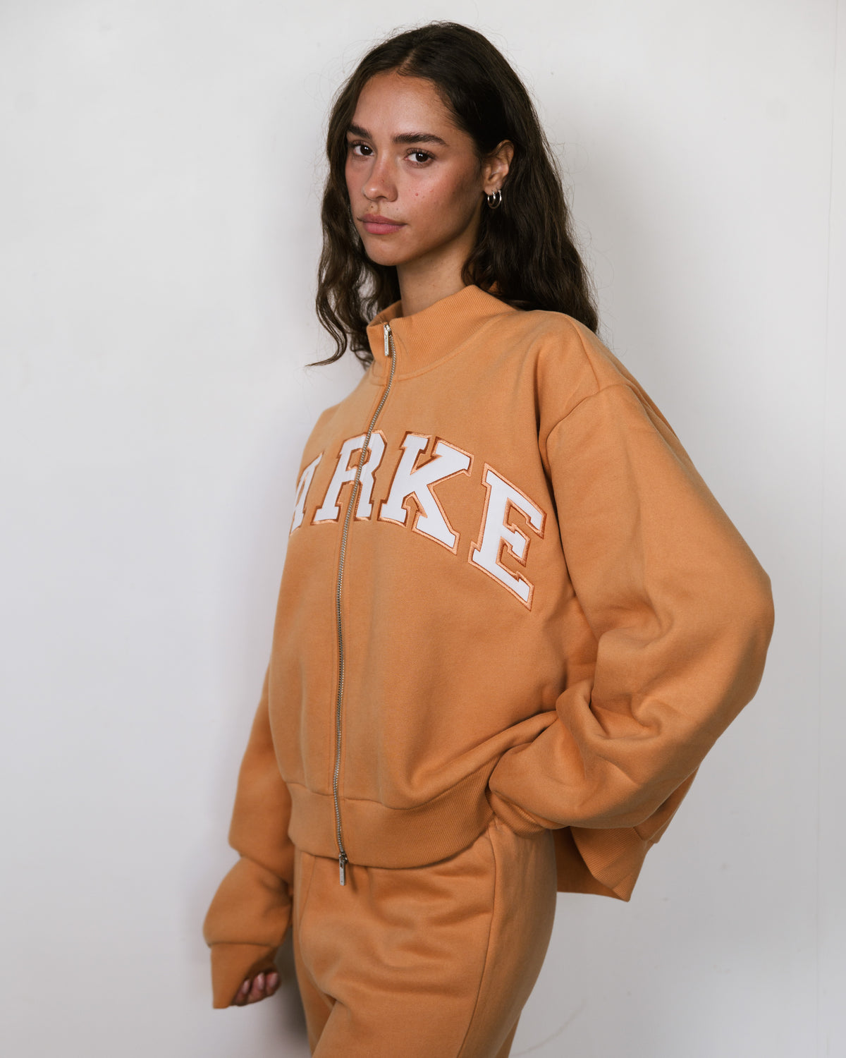 Zip Up Varsity Mockneck - Butterum