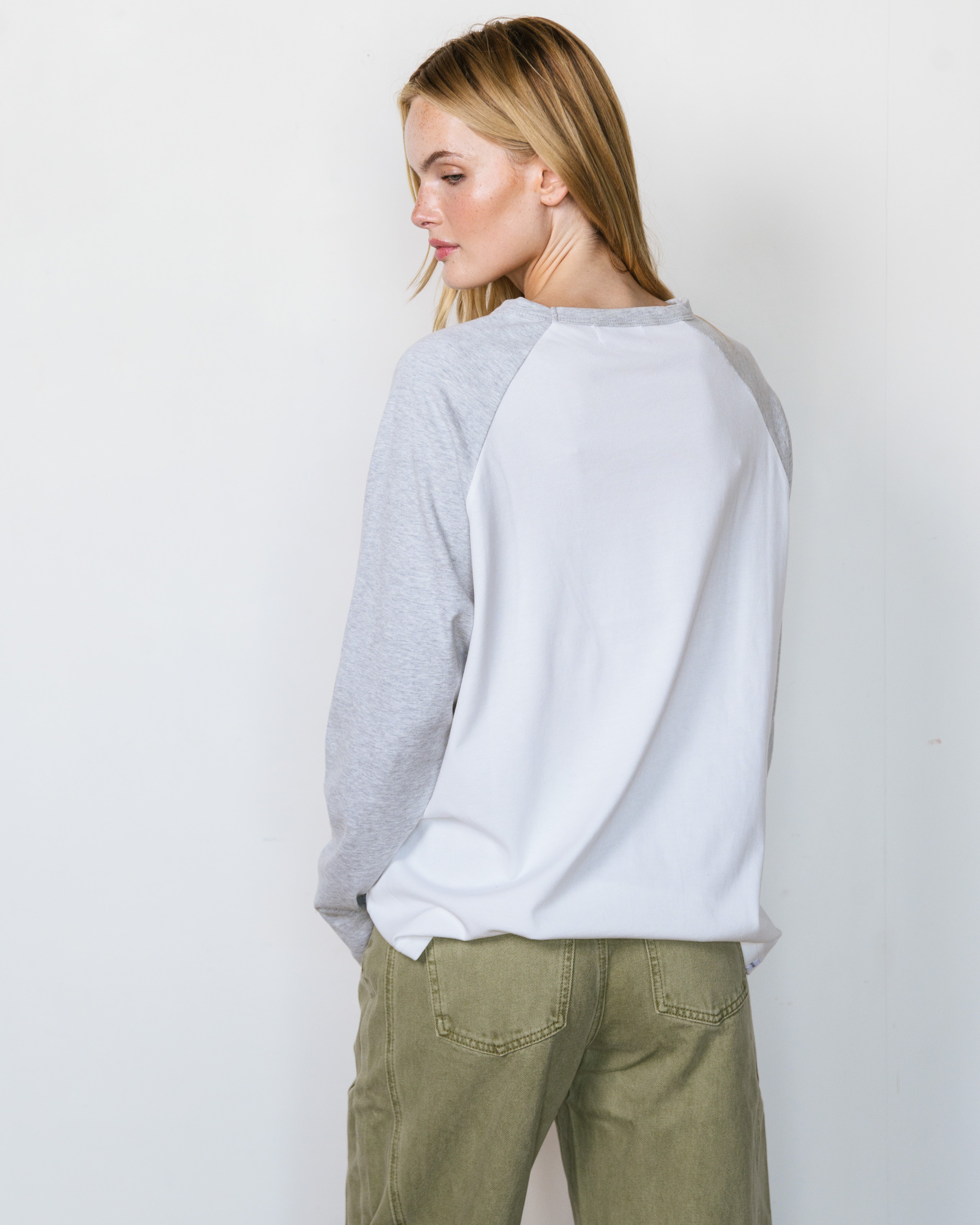 Raglan Long Sleeve T-Shirt - Grey – PARKE