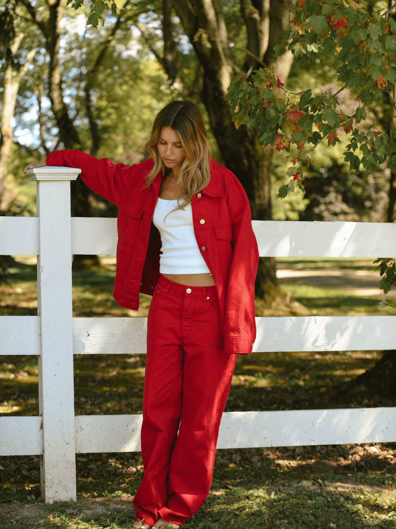 girl wearing low rise baggy jeans - washed red